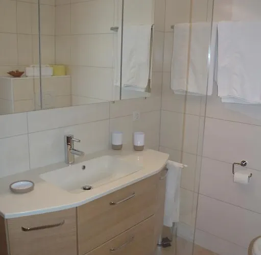 Kuchler * וולדן אם וורתרסי