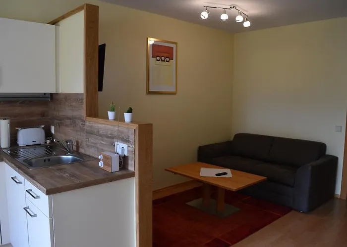 Kuchler * וולדן אם וורתרסי